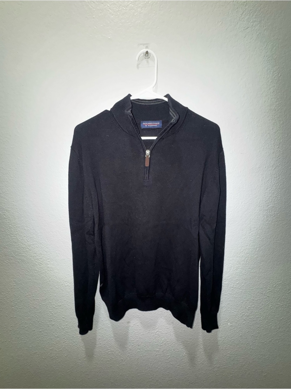 Roundtree & Yorke Black Half-Zip Sweater
